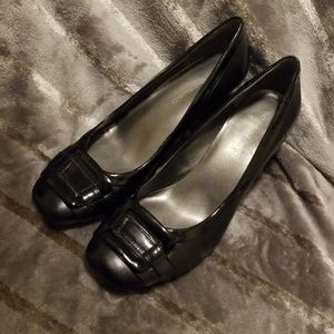 Bandolino heels